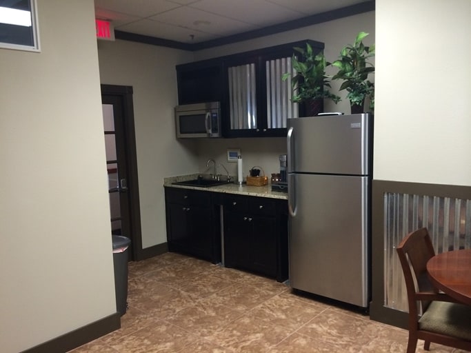 More Photos Of 17762 Preston Rd, Dallas Medical For Lease