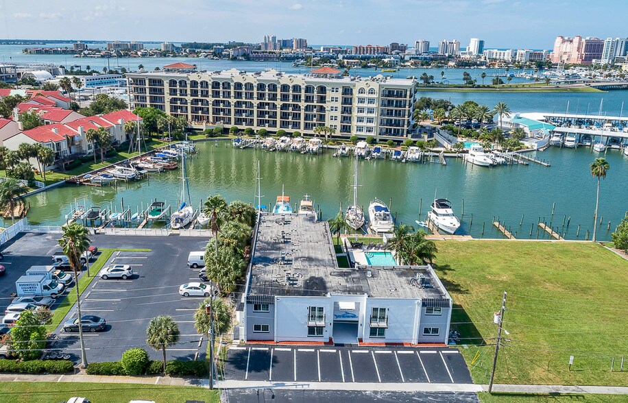 More Photos Of 223 Dolphin Pt, Clearwater Apartments For Sale