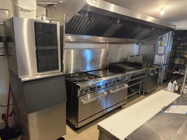 More Photos Of 1550 W Old Highway Rd, Morgan Restaurant For Sale