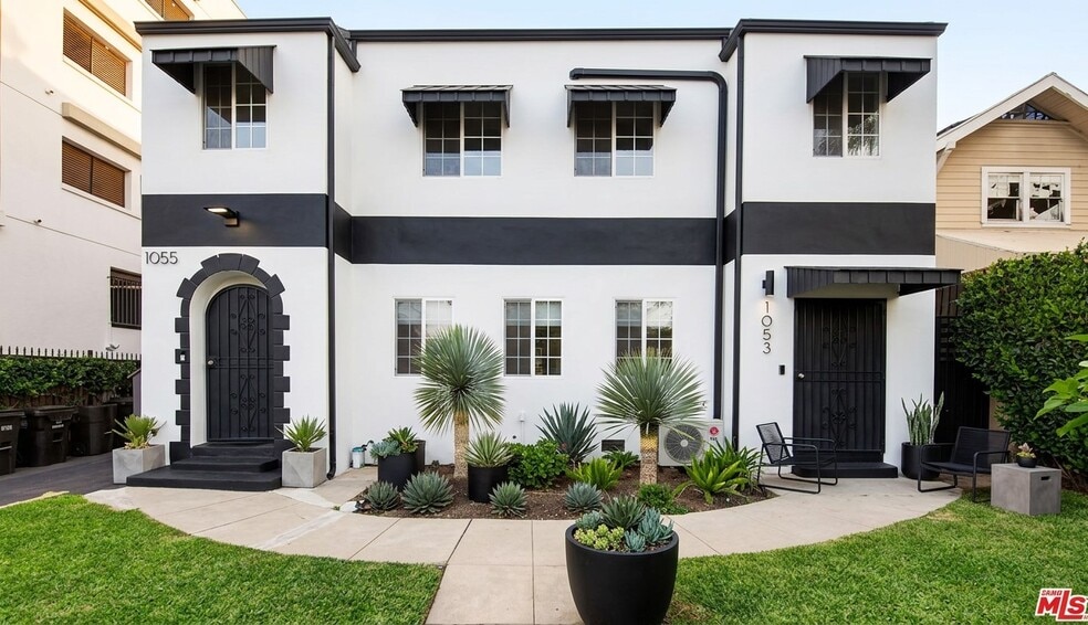 Primary Photo Of 1053 S Oxford Ave, Los Angeles Apartments For Sale