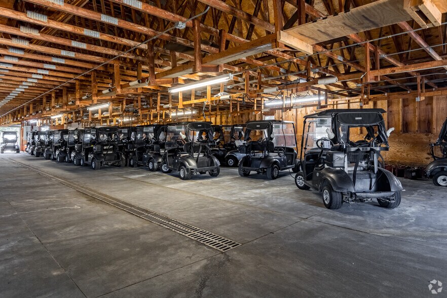 3254 Clubside View Ct, Snellville, GA 30039 Golf Course Driving Range