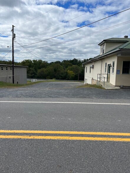 More Photos Of 83 N Market St, Millerstown Restaurant For Sale