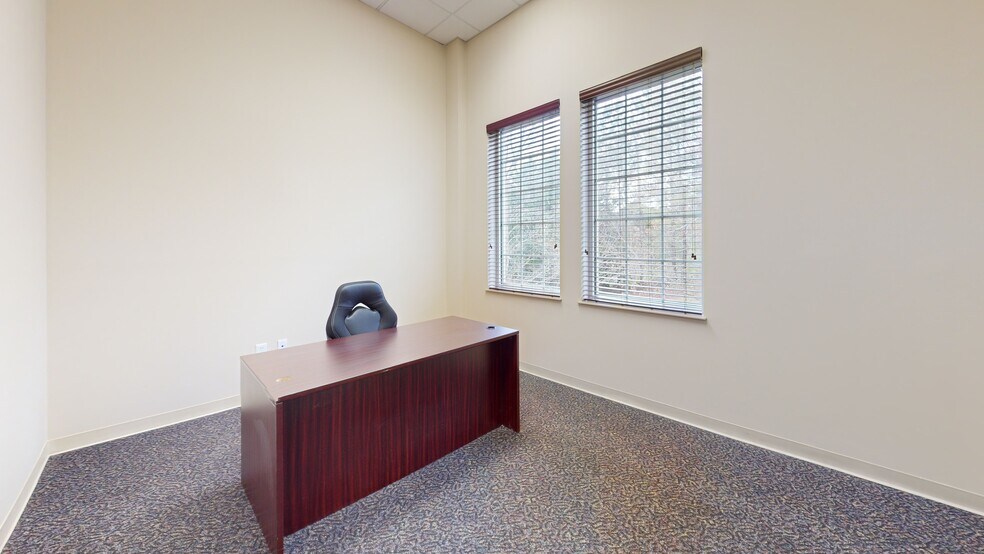 More Photos Of 500 Plantation Park Dr, Loganville Office For Lease