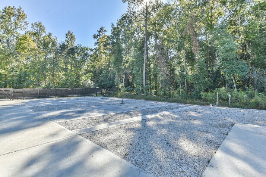 More Photos Of 321 FM 2090 Rd E, Splendora Manufactured Housing Mobile Home Park For Sale