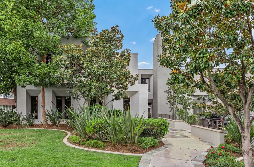 More Photos Of 1101 Dove St, Newport Beach Office For Sale