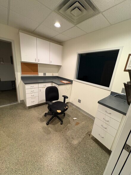 More Photos Of 2315 Sunset Blvd, Steubenville Medical For Lease