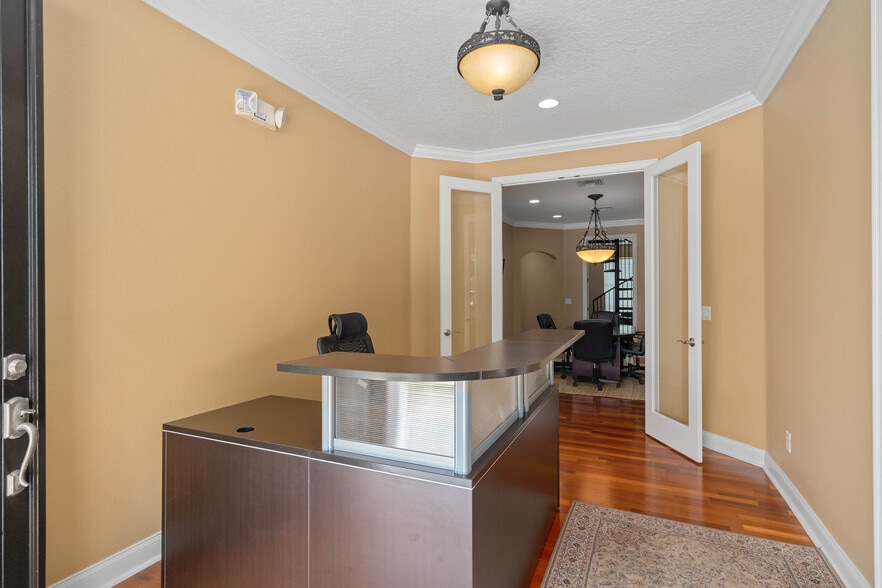 More Photos Of 3217 Corrine Dr, Orlando Office For Sale