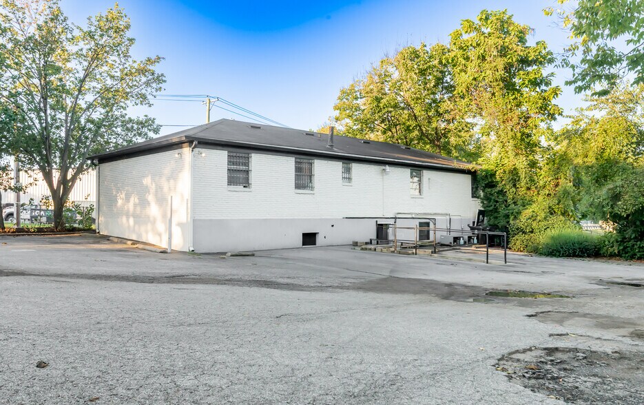 More Photos Of 1765 Mellwood Ave, Louisville Freestanding For Sale