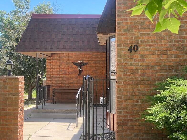 More Photos Of 40 S 6th Ave, Brighton Medical For Sale