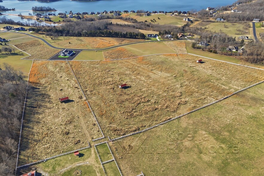 More Photos Of 1522 New Hope Rd, Rockwood Specialty For Sale