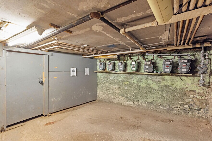 More Photos Of 80 Paterson St, Jersey City Apartments For Sale