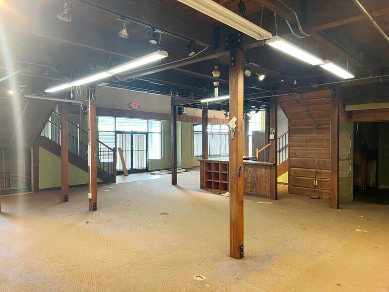 More Photos Of 110 Wall St, Onamia Flex For Lease