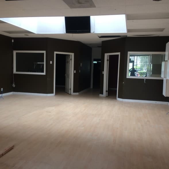 More Photos Of 1921 Carnegie Ave, Santa Ana Industrial For Lease