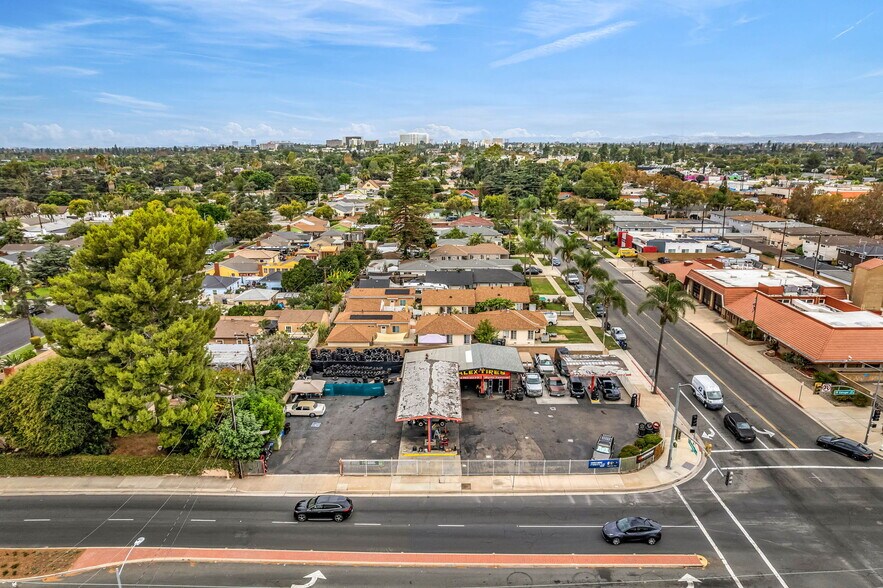 More Photos Of 1440 S Broadway, Santa Ana Freestanding For Sale