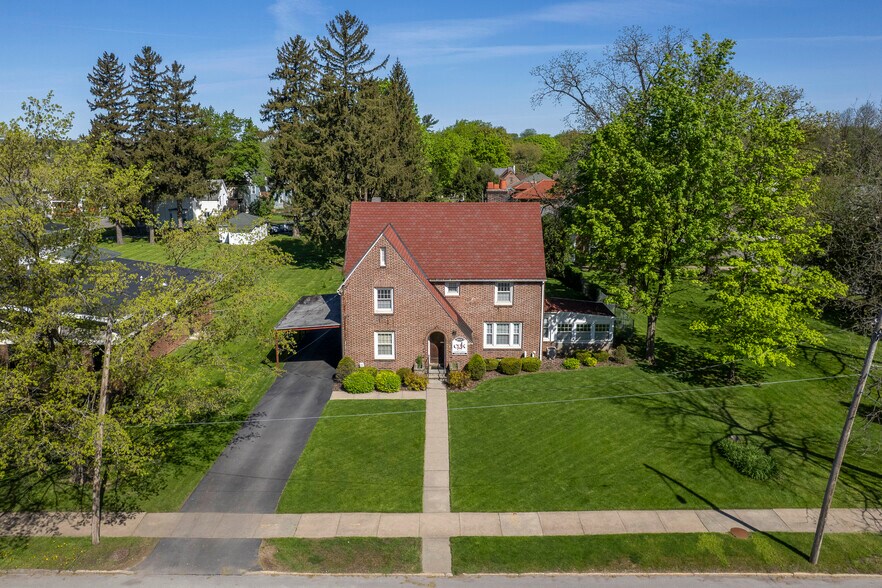 More Photos Of 2810 Genesee St, Utica Office For Sale