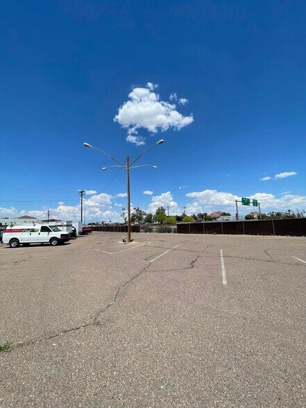 More Photos Of 4601 E McDowell Rd, Phoenix Medical For Sale