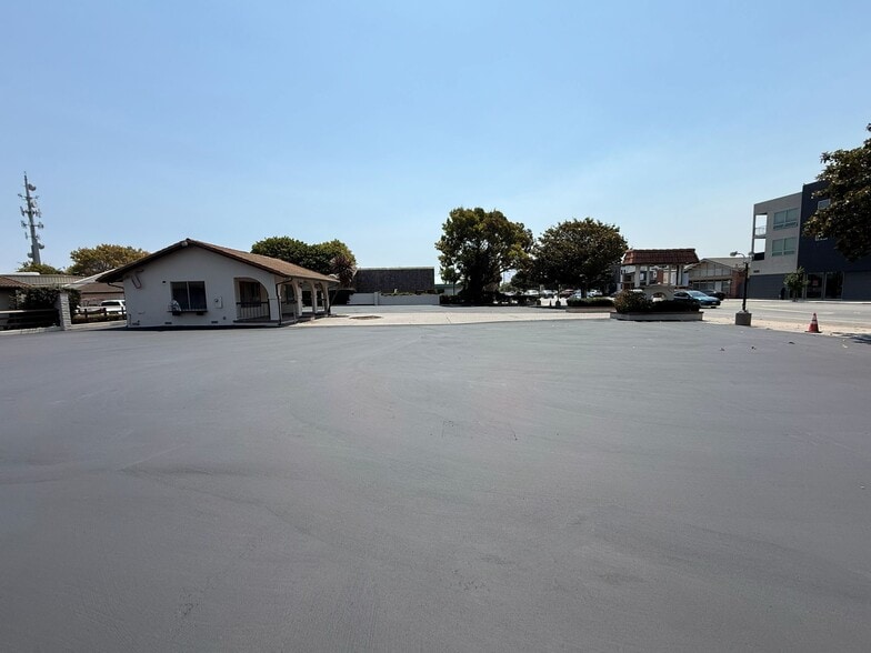 More Photos Of 525 Abbott St, Salinas Auto Repair For Lease