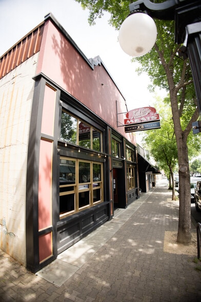 More Photos Of 1320 Main St, Saint Helena Storefront For Lease