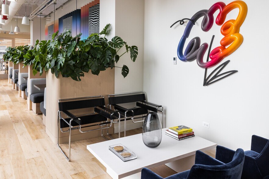 More Photos Of 167 N Green St, Chicago Coworking Space