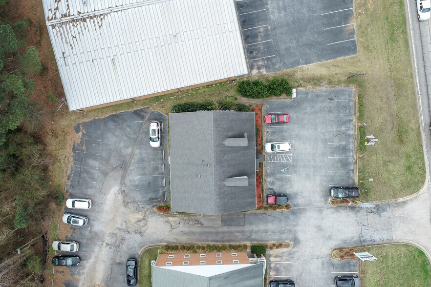 More Photos Of 4327 Mundy Mill Rd, Oakwood Office Residential For Sale