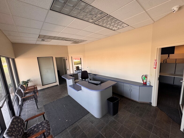 More Photos Of 1500 Fulkerth Rd, Turlock Office For Lease