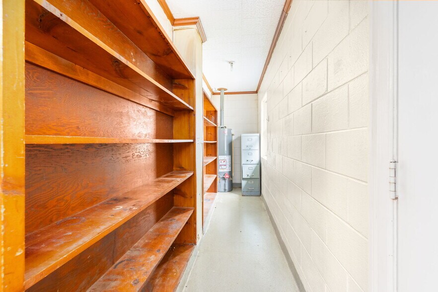 More Photos Of 101 Lea Rd, Kenbridge Rehabilitation Center For Sale