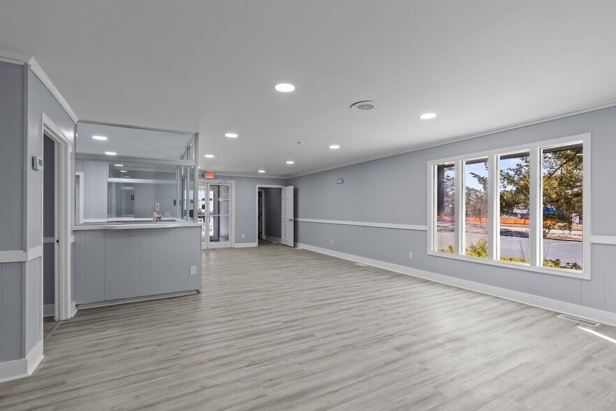 More Photos Of 208 Penny Ln, Morehead City Medical For Sale