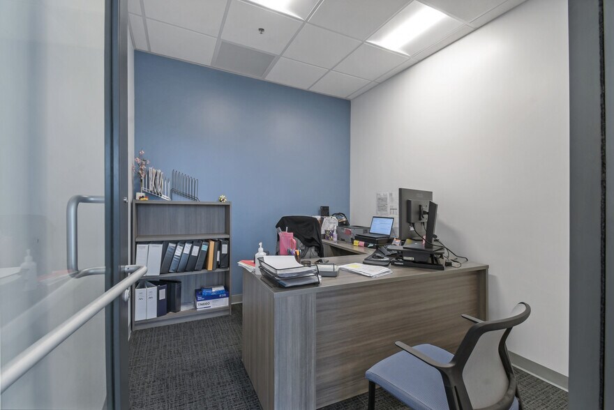 More Photos Of 10393 Fortune Pky, Jacksonville Office For Sale