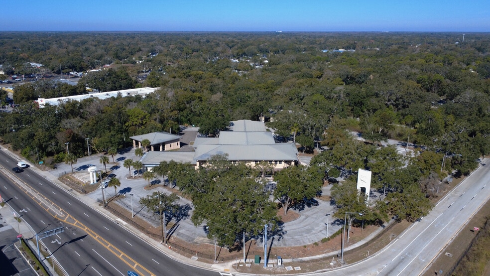 More Photos Of 320 E Fletcher Ave, Tampa Auto Dealership For Sale