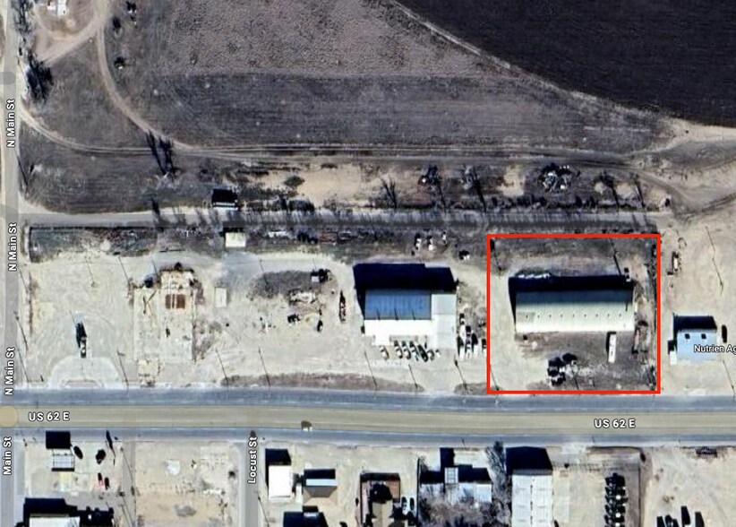 More Photos Of 103 E 1st St, Idalou Warehouse For Lease