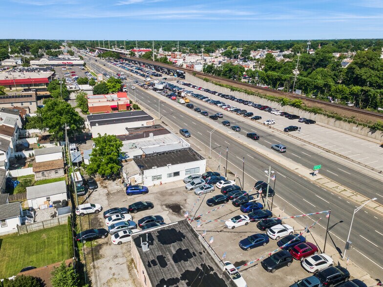 More Photos Of 2846 Sunrise Hwy, Bellmore General Retail For Sale