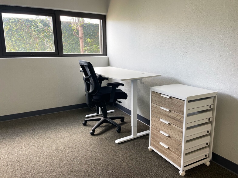 More Photos Of 8929-8939 S Sepulveda Blvd, Los Angeles Office For Lease