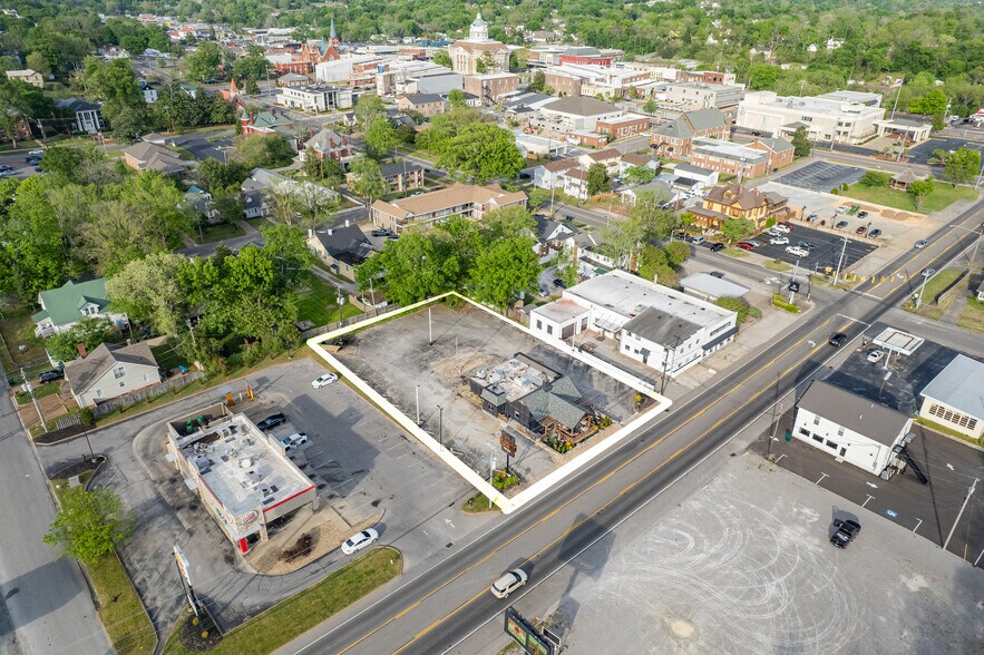 More Photos Of 320 W College St, Pulaski Fast Food For Sale
