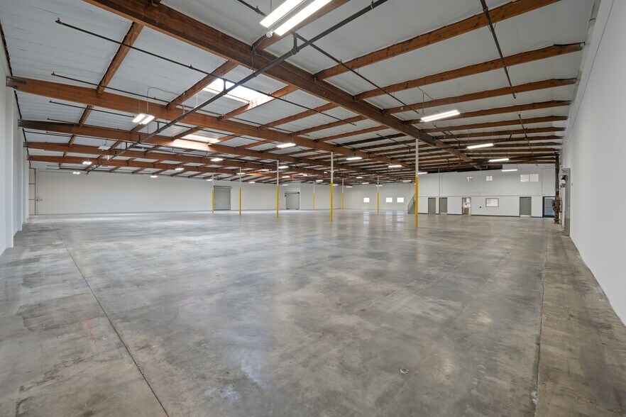 More Photos Of 15916 S Figueroa St, Gardena Warehouse For Sale