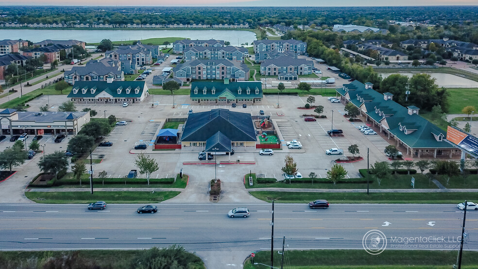 Primary Photo Of 7918 Broadway St, Pearland Unknown For Lease