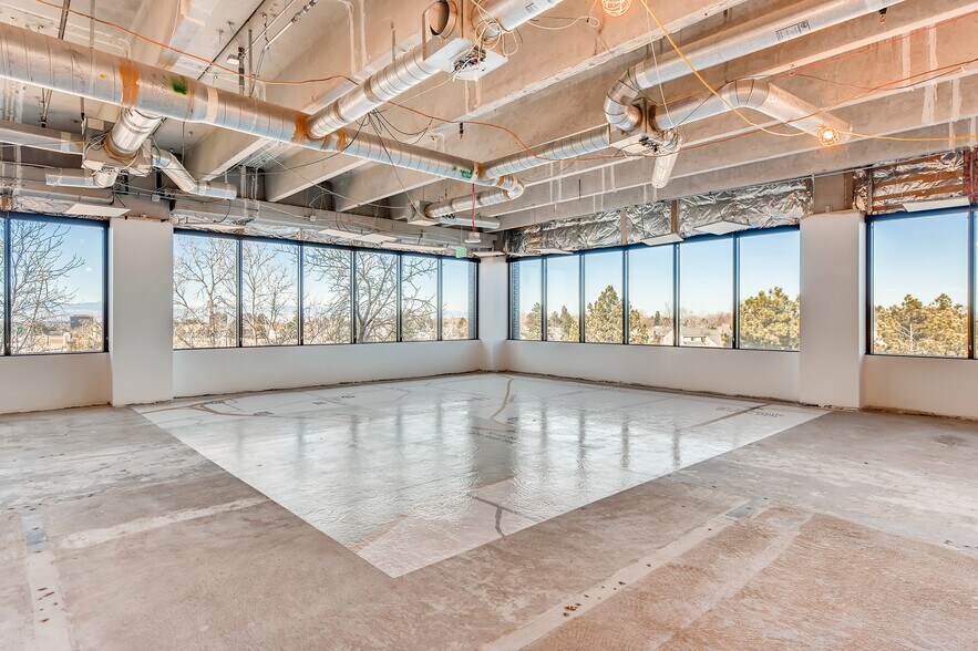 More Photos Of 3151 S Vaughn Way, Aurora Office For Lease