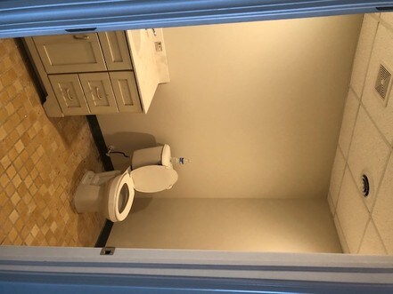 More Photos Of 35468 Groesbeck Hwy, Clinton Township Warehouse For Lease