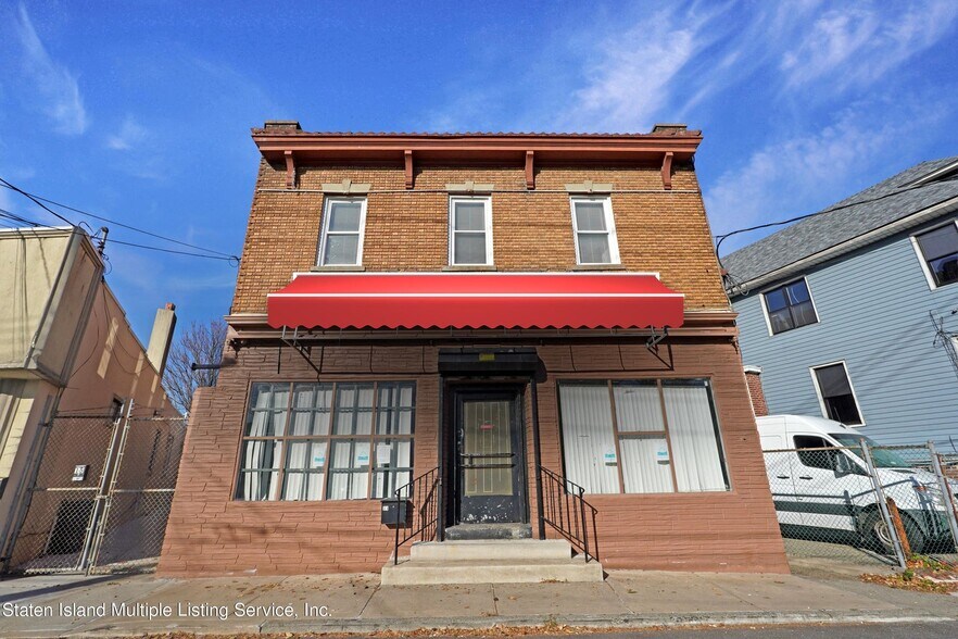 Primary Photo Of 11 Olympia Blvd, Staten Island Storefront Retail Residential For Lease