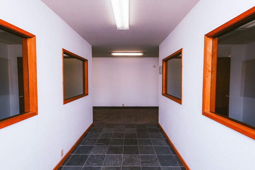 More Photos Of 1520 W Lewis St, Pasco General Retail For Sale