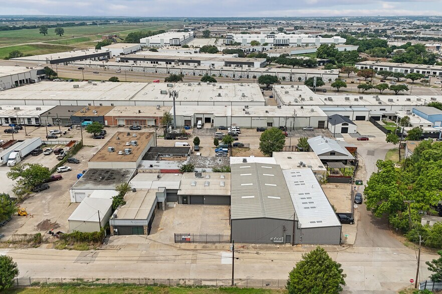 More Photos Of 4763 Vicksburg St, Dallas Distribution For Lease