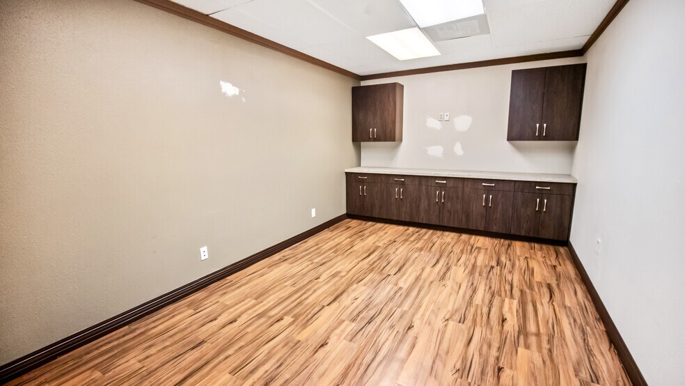 More Photos Of 5500 Atherton St, Long Beach Medical For Lease