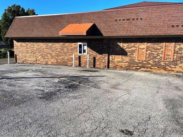 More Photos Of 2009 S 7th St, Hickman General Retail For Sale