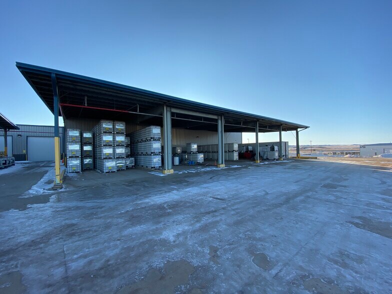 More Photos Of 10475 1st St SW, Killdeer Industrial For Sale