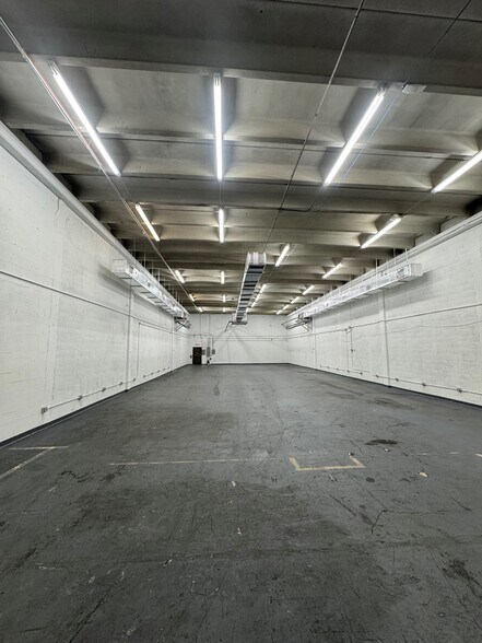 More Photos Of 1020 SW 10th Ave, Pompano Beach Distribution For Lease