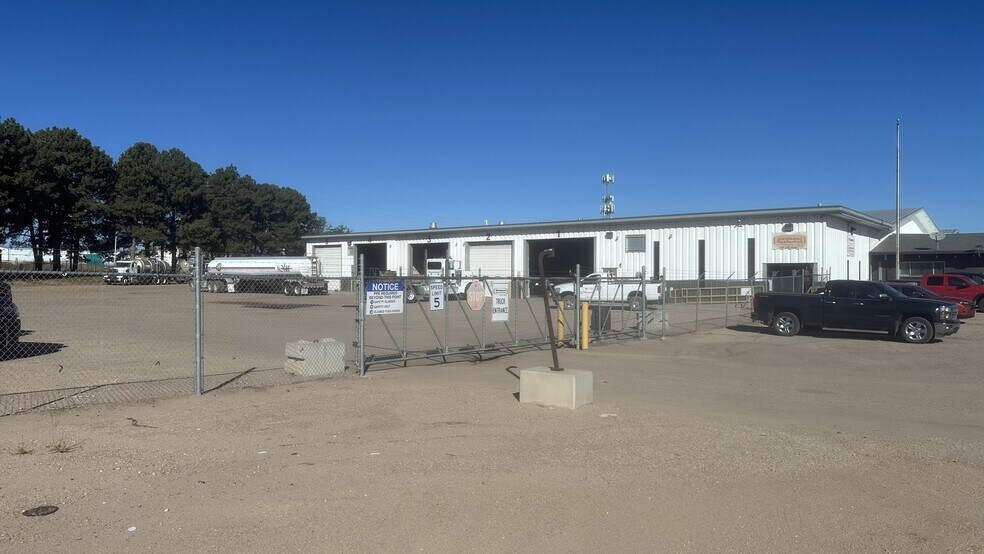 More Photos Of 2600 2nd Ave, Greeley Warehouse For Sale