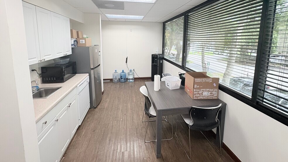 More Photos Of 888 SE 3rd Ave, Fort Lauderdale Loft Creative Space For Sale
