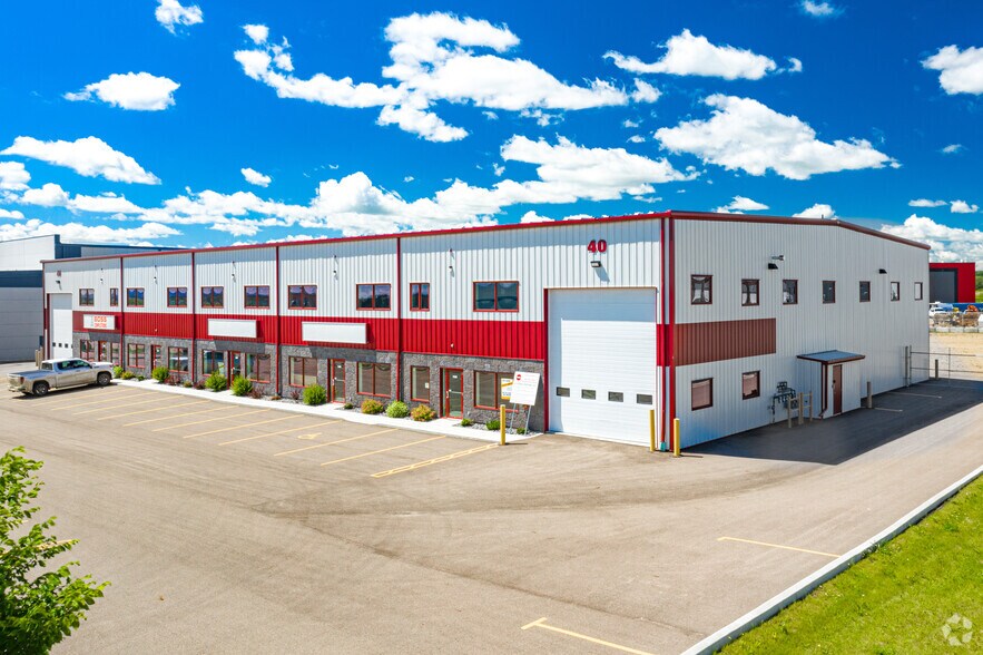 More Photos Of 40 Queensland Cres, Red Deer County Warehouse For Lease