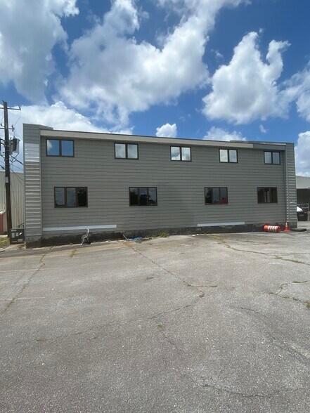 Primary Photo Of 710 Haines Ave, Waycross Warehouse For Lease