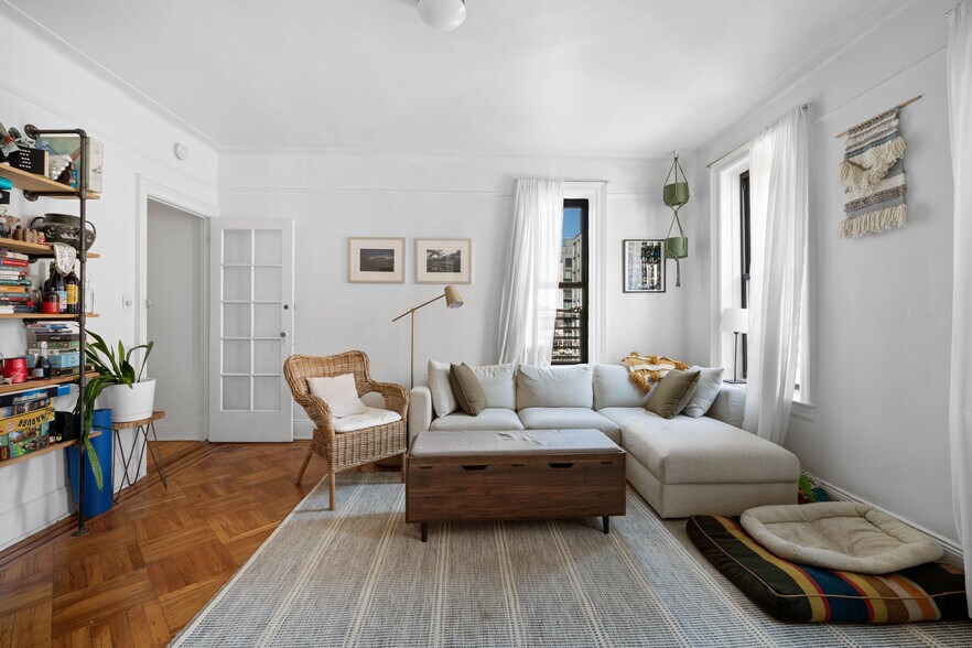 More Photos Of 174 15th St, Brooklyn Apartments For Sale