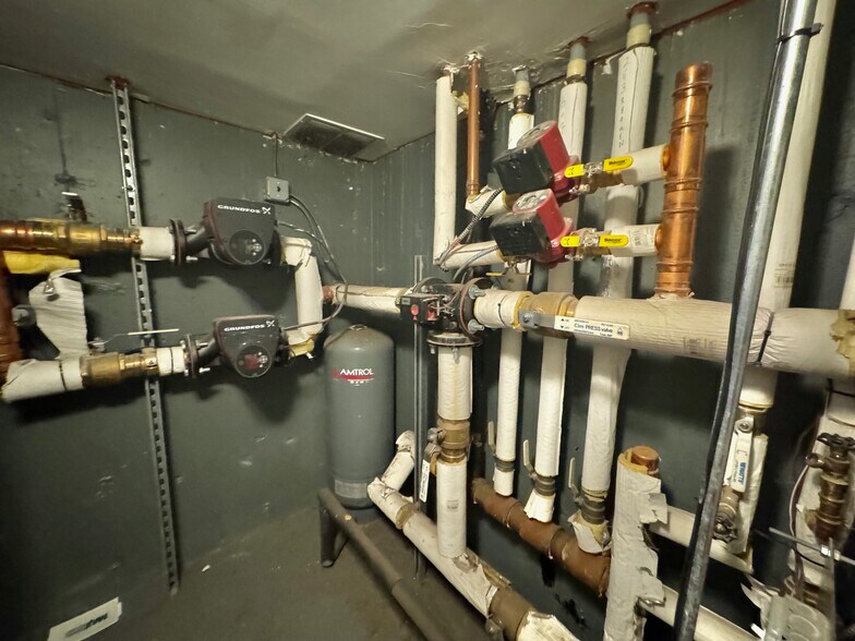 More Photos Of 27 Buchanan Pl, Bronx Apartments For Sale